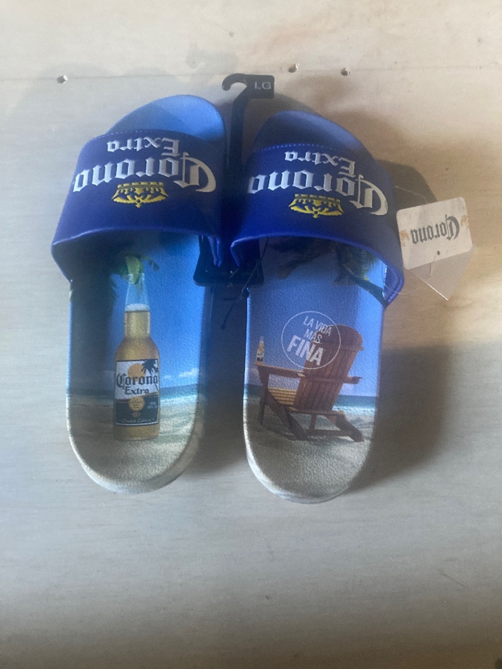 Corona Extra Beach Scene Slide Sandals – New With Tags